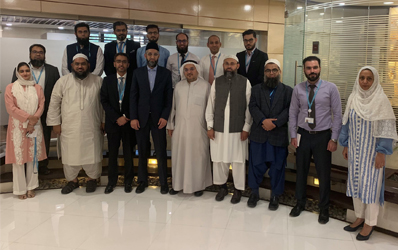 IBA CEIF held a training session on Fintech by Dr Ziyaad Mahomed for Standard Chartered Bank (Pakistan) Limited's Shariah Board and ExCo